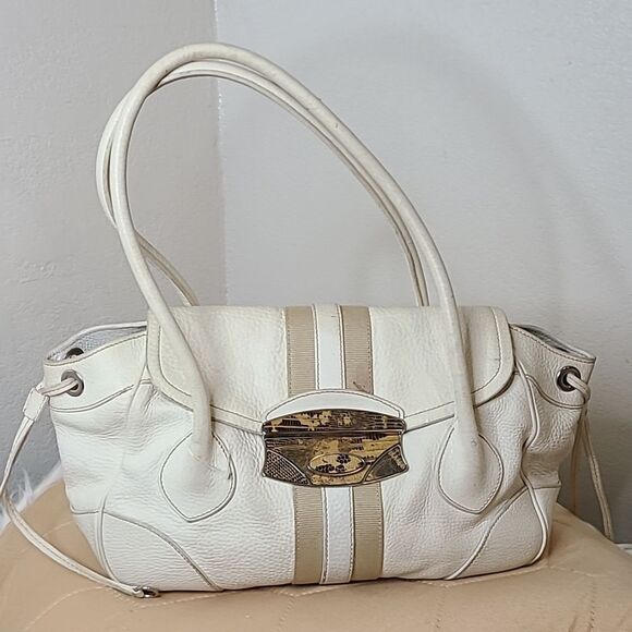 💯Authentic Prada Handbag 🍀 - Picture 1 of 7